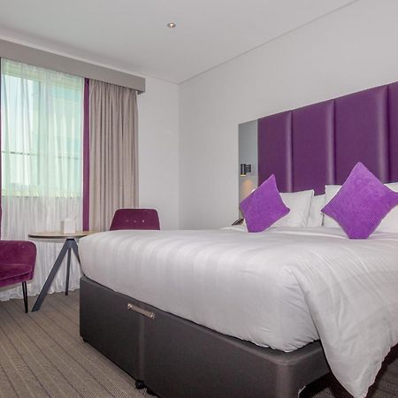 Premier Inn Dubai International Airport Esterno foto